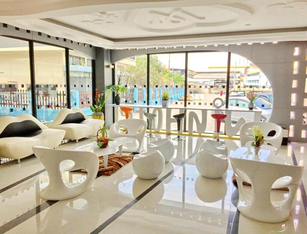 Win Hotel Phayao Εξωτερικό φωτογραφία